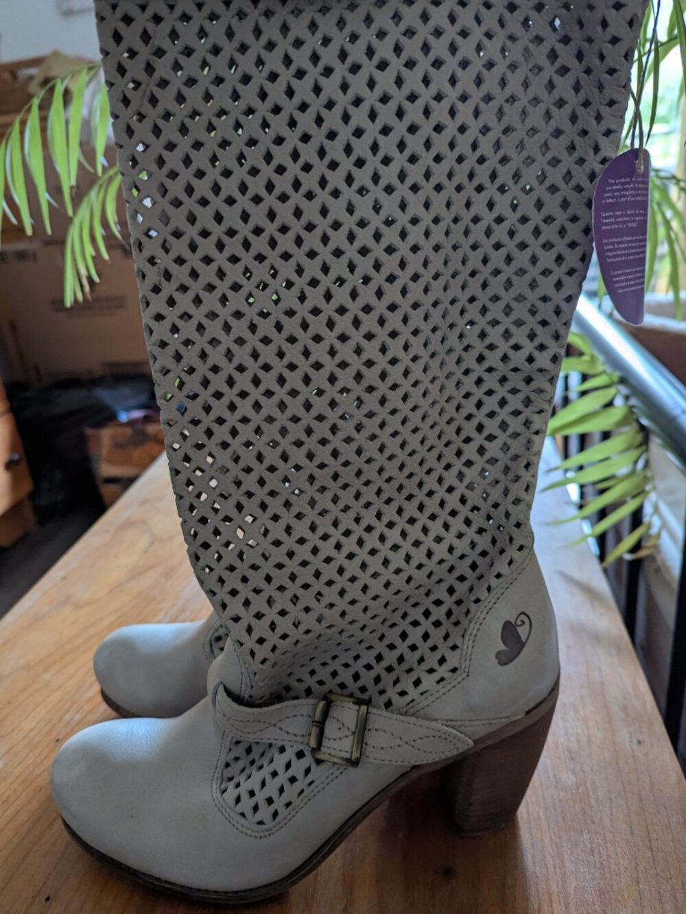 Felmini hand-painted boots